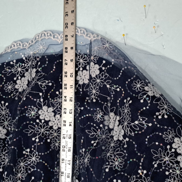 Navy kids formal. Sized 120 =  5/6t Hooked, embroidery w/white details. NWT. - Picture 6 of 8